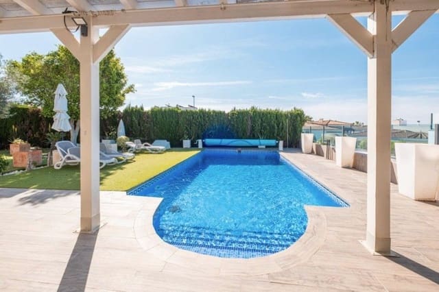 3 soverom Villa til salgs i San Fulgencio med svømmebasseng garasje - € 495 000 (Ref: 9958530)