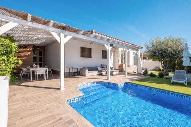 3 soverom Villa til salgs i San Fulgencio med svømmebasseng garasje - € 495 000 (Ref: 9958530)