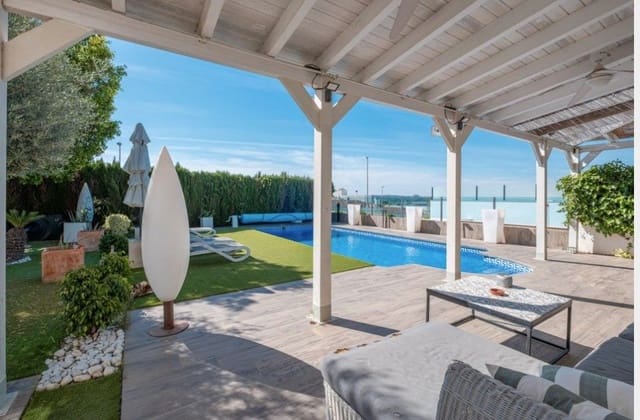 3 soverom Villa til salgs i San Fulgencio med svømmebasseng garasje - € 495 000 (Ref: 9958530)