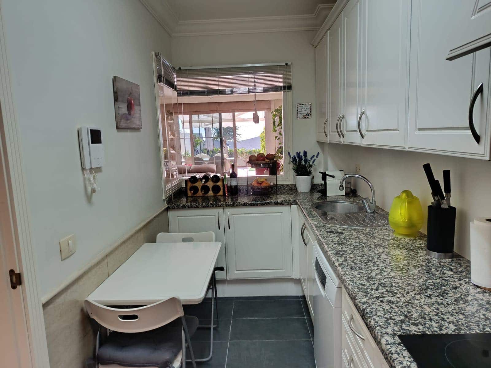 2 bedroom Terraced Villa for sale in Chayofa with garage - € 465,000 (Ref: 9815153)