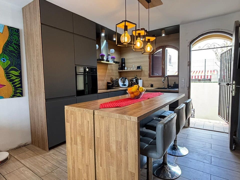 3 bedroom Apartment for sale in Costa del Silencio with pool garage - € 310,000 (Ref: 9857814)
