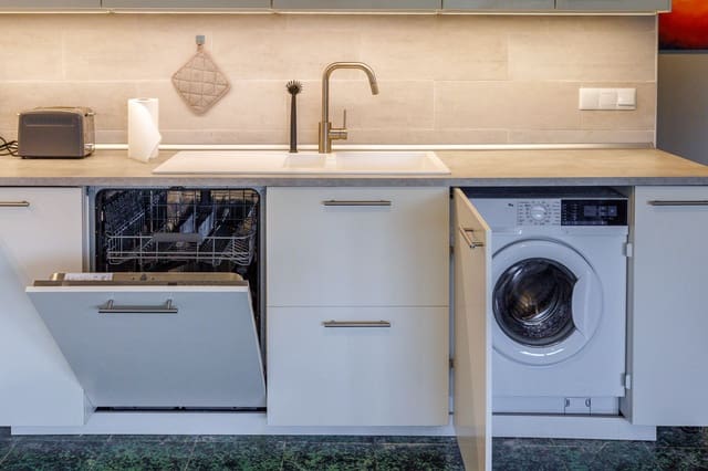 3 slaapkamer Strandappartement te koop in Oropesa  - € 145.000 (Ref: 9787650)