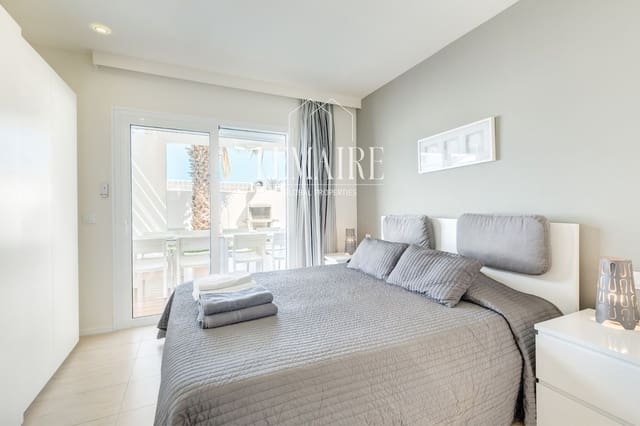 5 makuuhuone Huvila myytävänä paikassa Palm-Mar, Arona mukana uima-altaan 
autotalli - 1 200 000 € (Ref: 10103577)