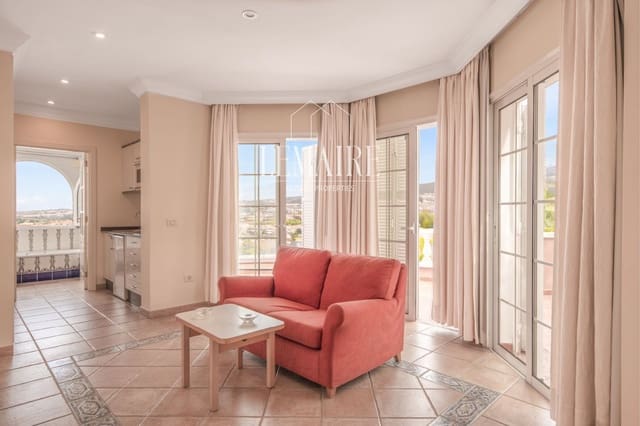 5 Zimmer Villa zu verkaufen in San Eugenio Alto, Adeje mit Pool Garage - 2.500.000 € (Ref: 10103580)