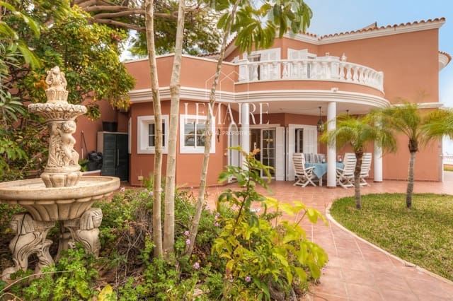 5 Zimmer Villa zu verkaufen in San Eugenio Alto, Adeje mit Pool Garage - 2.500.000 € (Ref: 10103580)