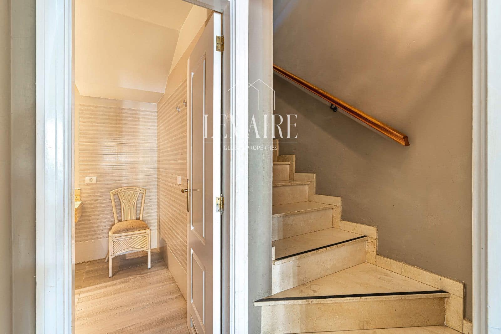 2 slaapkamer Flat te koop in Los Cristianos met zwembad - € 299.000 (Ref: 10103585)