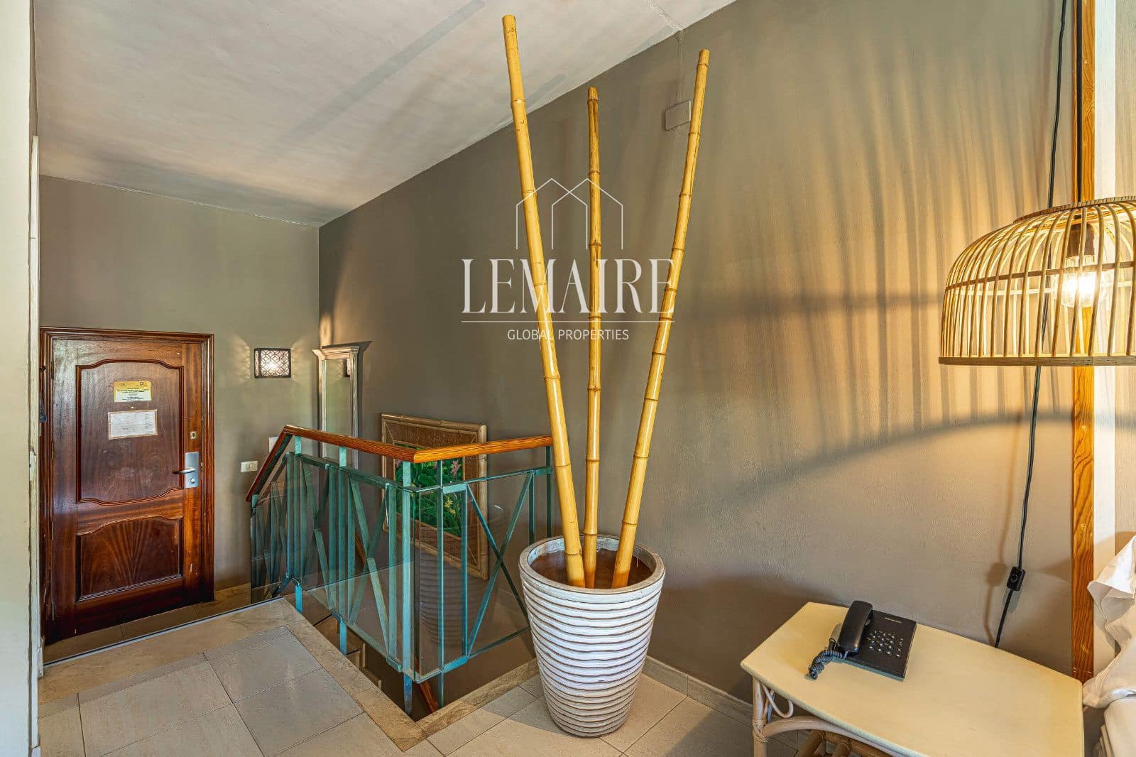 2 slaapkamer Flat te koop in Los Cristianos met zwembad - € 299.000 (Ref: 10103585)