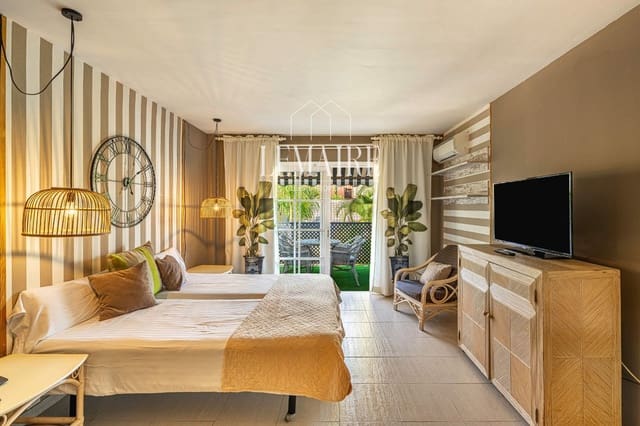 2 slaapkamer Flat te koop in Los Cristianos, Arona met zwembad - € 299.000 (Ref: 10103585)