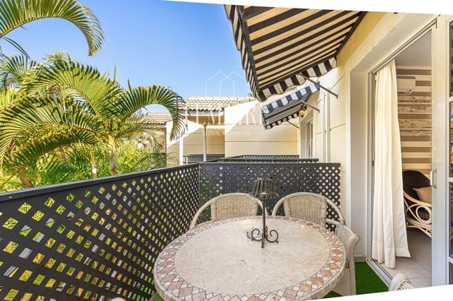 2 slaapkamer Flat te koop in Los Cristianos, Arona met zwembad - € 299.000 (Ref: 10103585)