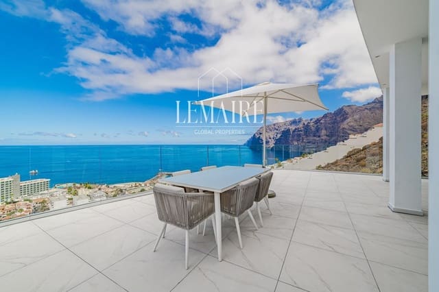 3 quarto Penthouse para venda em Los Gigantes, Santiago del Teide com piscina garagem - 2 495 000 € (Ref: 10103587)