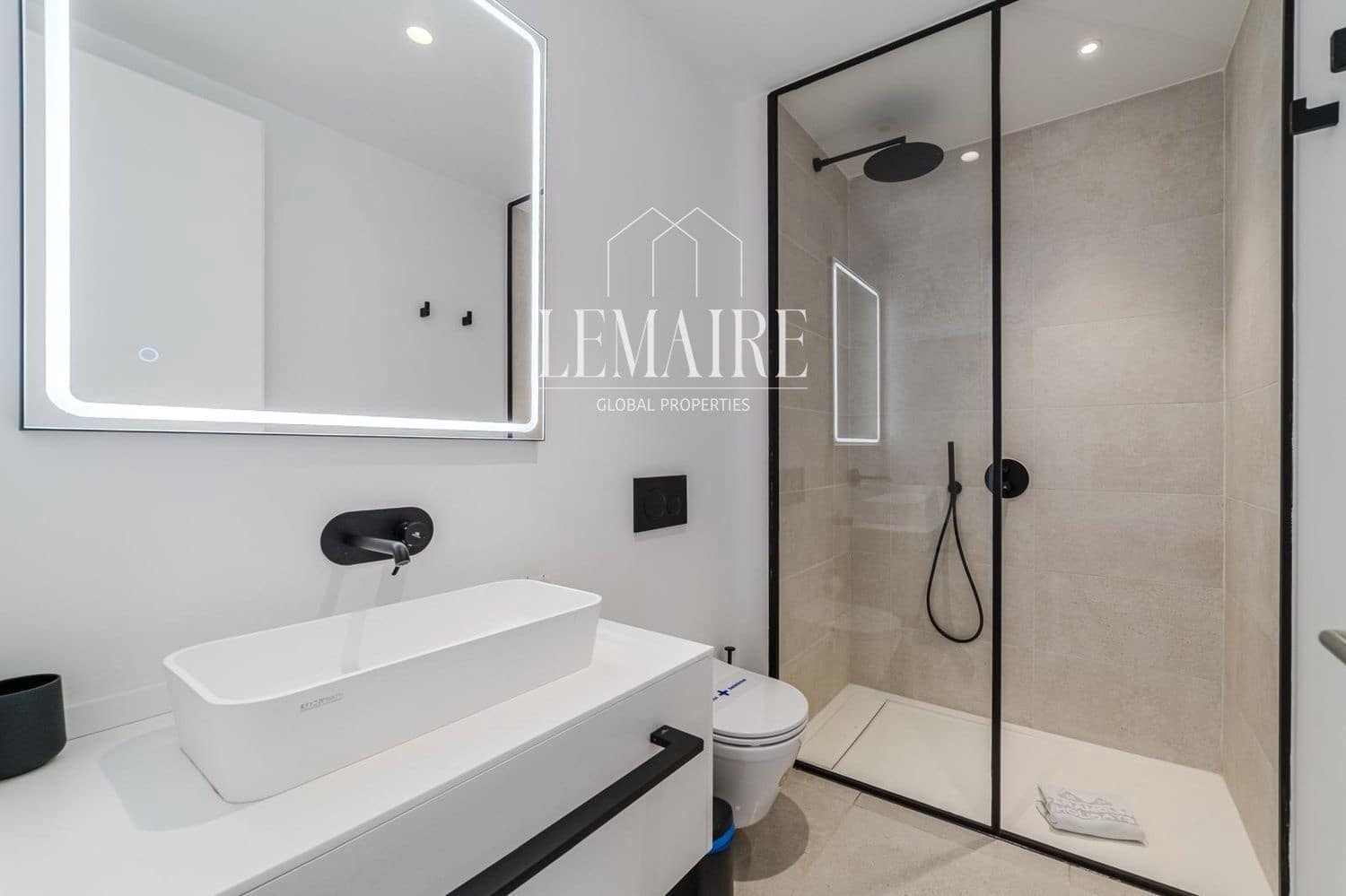 3 chambre Villa/Maison à vendre à Callao Salvaje avec piscine garage - 1 595 000 € (Ref: 10103589)