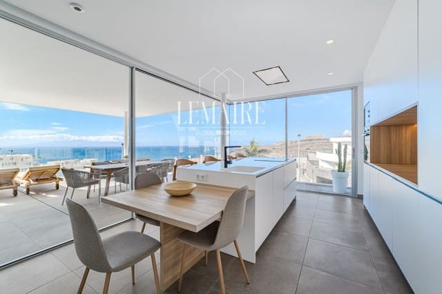 3 chambre Villa/Maison à vendre à Callao Salvaje, Adeje avec piscine garage - 1 595 000 € (Ref: 10103589)