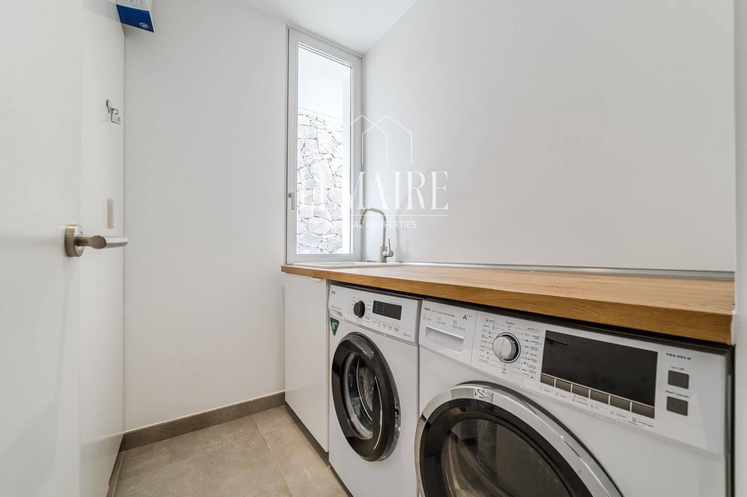 3 chambre Villa/Maison à vendre à Callao Salvaje avec piscine garage - 1 595 000 € (Ref: 10103589)