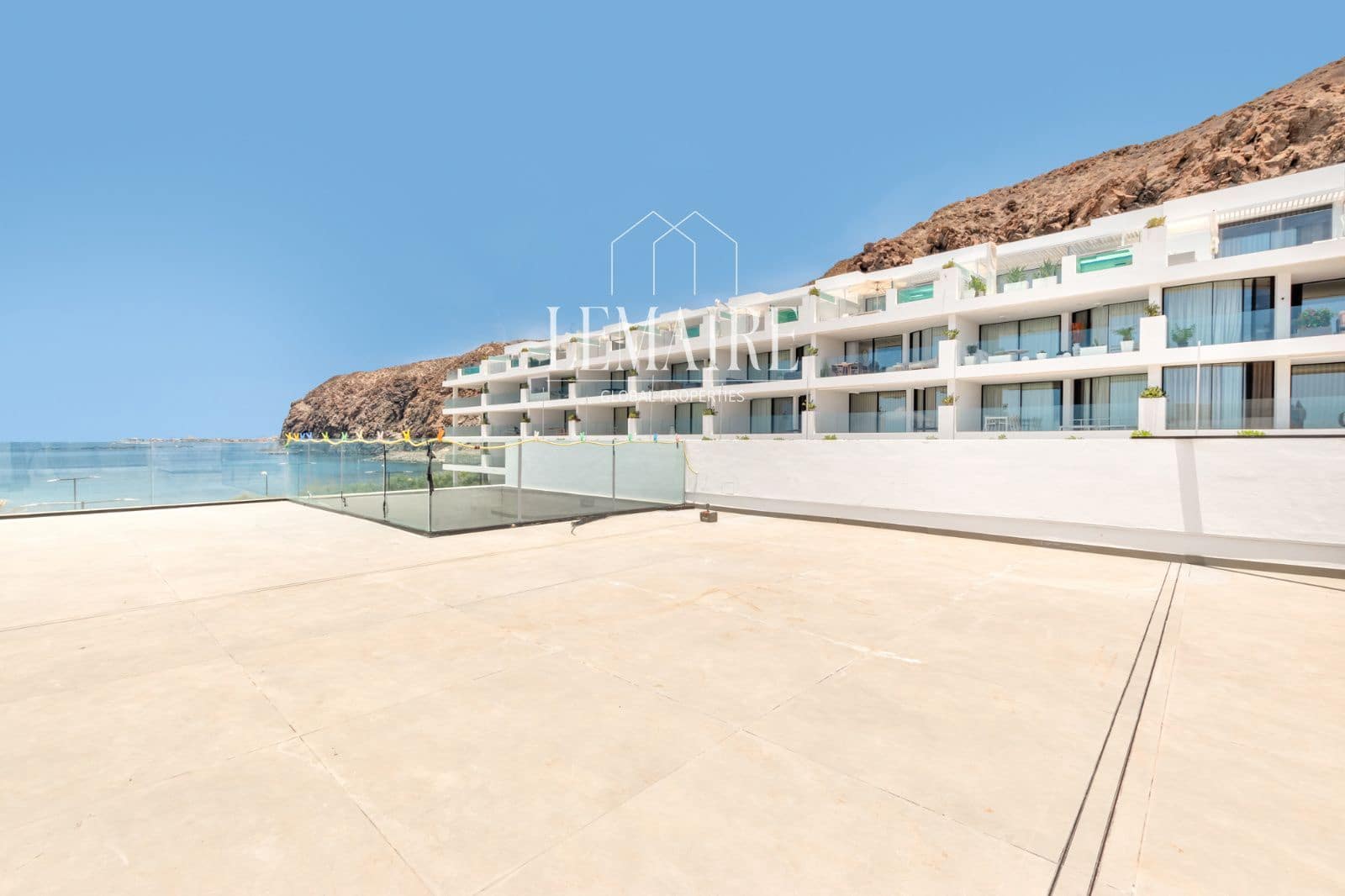 Commercial for sale in Palm-Mar - € 750,000 (Ref: 10103592)