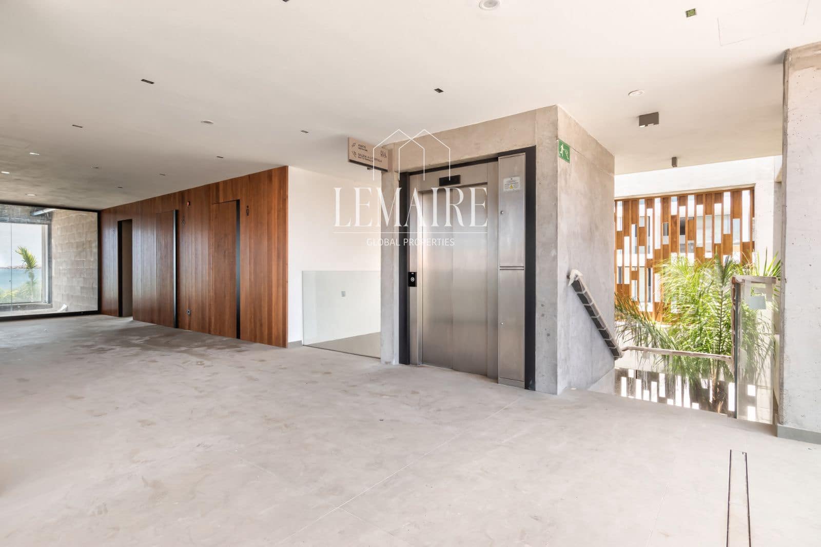 Commercial for sale in Palm-Mar - € 750,000 (Ref: 10103592)