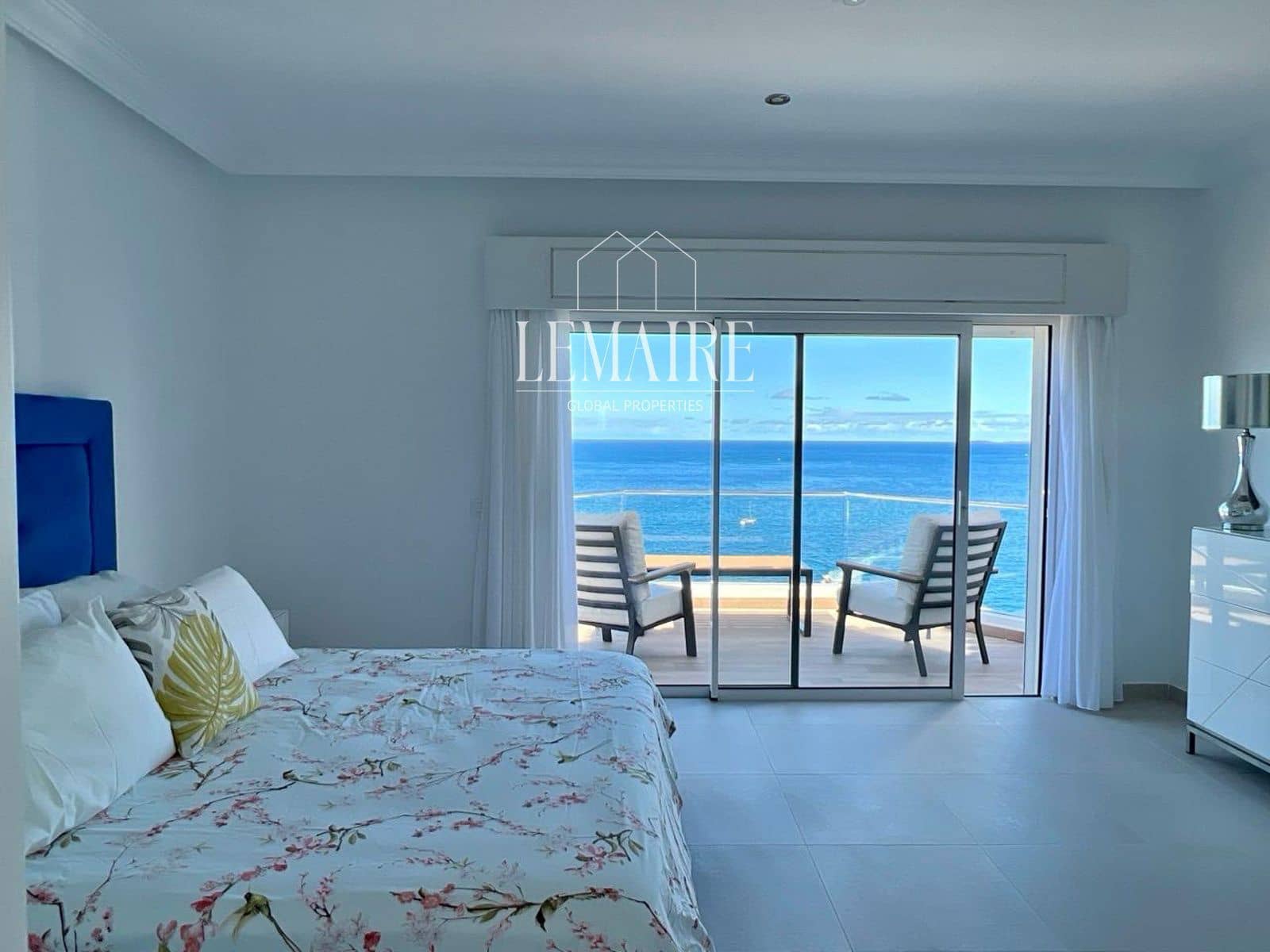 3 bedroom Villa for sale in Los Gigantes with pool garage - € 3,450,000 (Ref: 10103594)