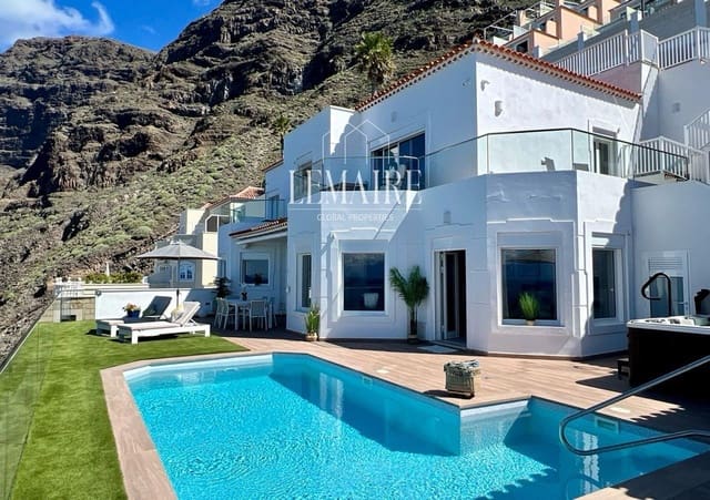 3 bedroom Villa for sale in Los Gigantes, Santiago del Teide with pool garage - € 3,450,000 (Ref: 10103594)