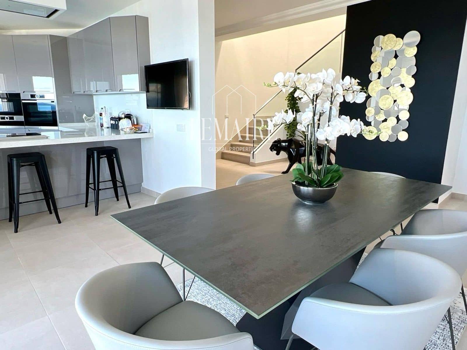 3 bedroom Villa for sale in Los Gigantes with pool garage - € 3,450,000 (Ref: 10103594)
