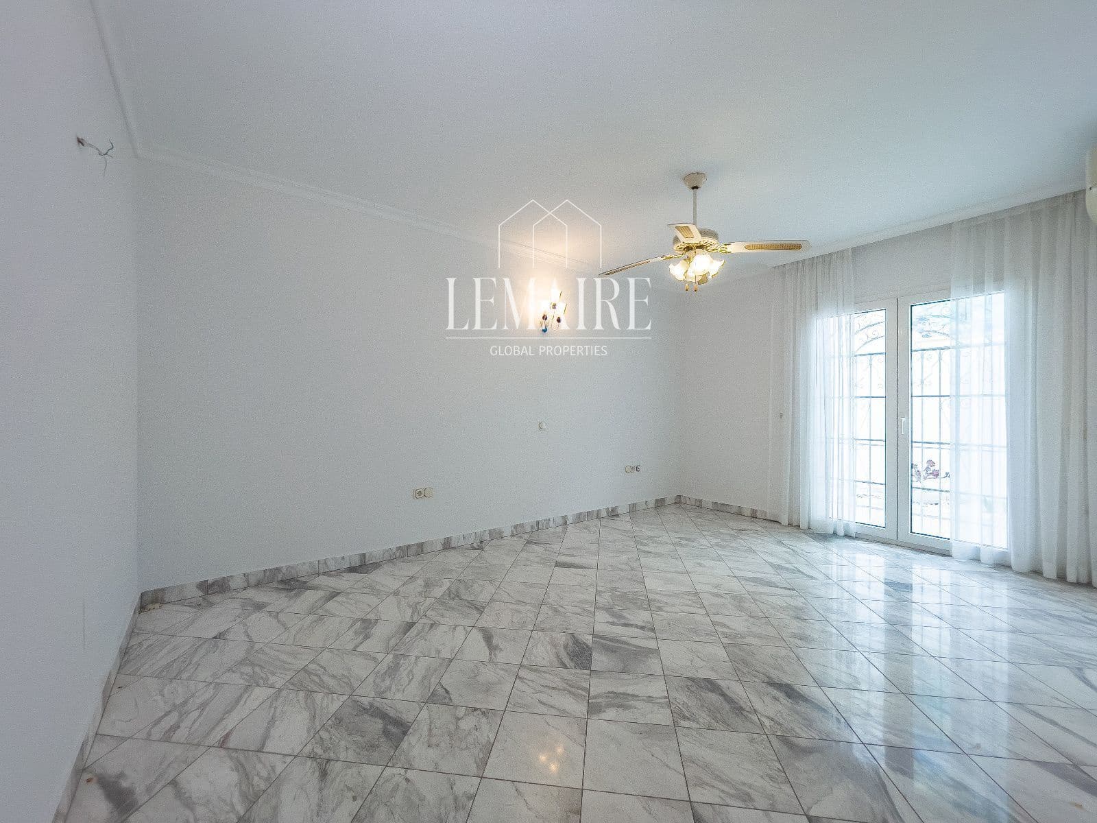 3 sovrum Villa till salu i Costa Adeje med pool garage - 3 050 000 € (Ref: 10103598)