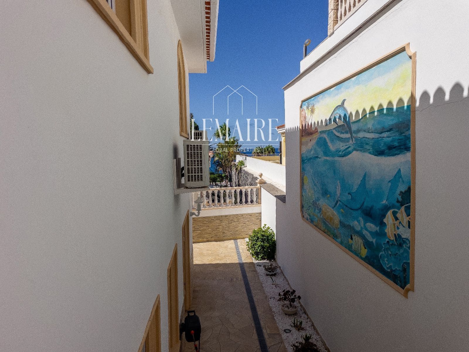 3 sovrum Villa till salu i Costa Adeje med pool garage - 3 050 000 € (Ref: 10103598)
