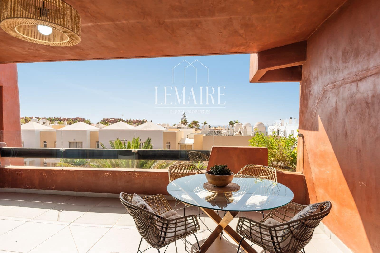 2 soveværelse Lejlighed til salg i Palm-Mar med swimmingpool garage - € 649.000 (Ref: 10103599)