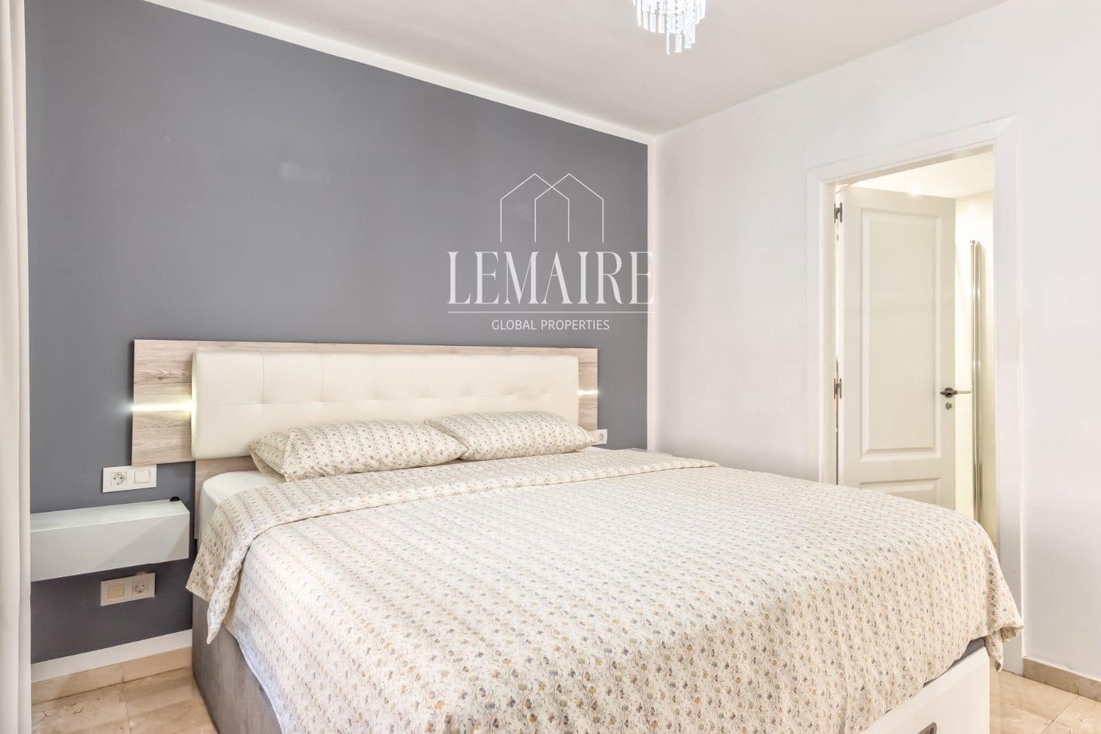 2 soveværelse Lejlighed til salg i Palm-Mar med swimmingpool garage - € 649.000 (Ref: 10103599)
