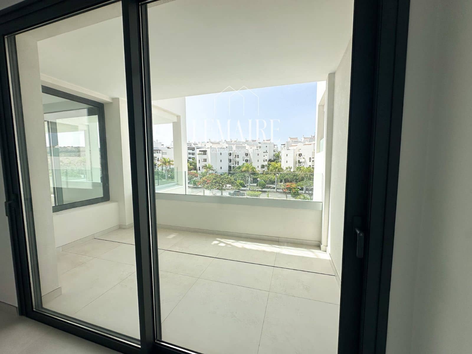 2 soveværelse Lejlighed til salg i Palm-Mar med swimmingpool garage - € 610.000 (Ref: 10103601)