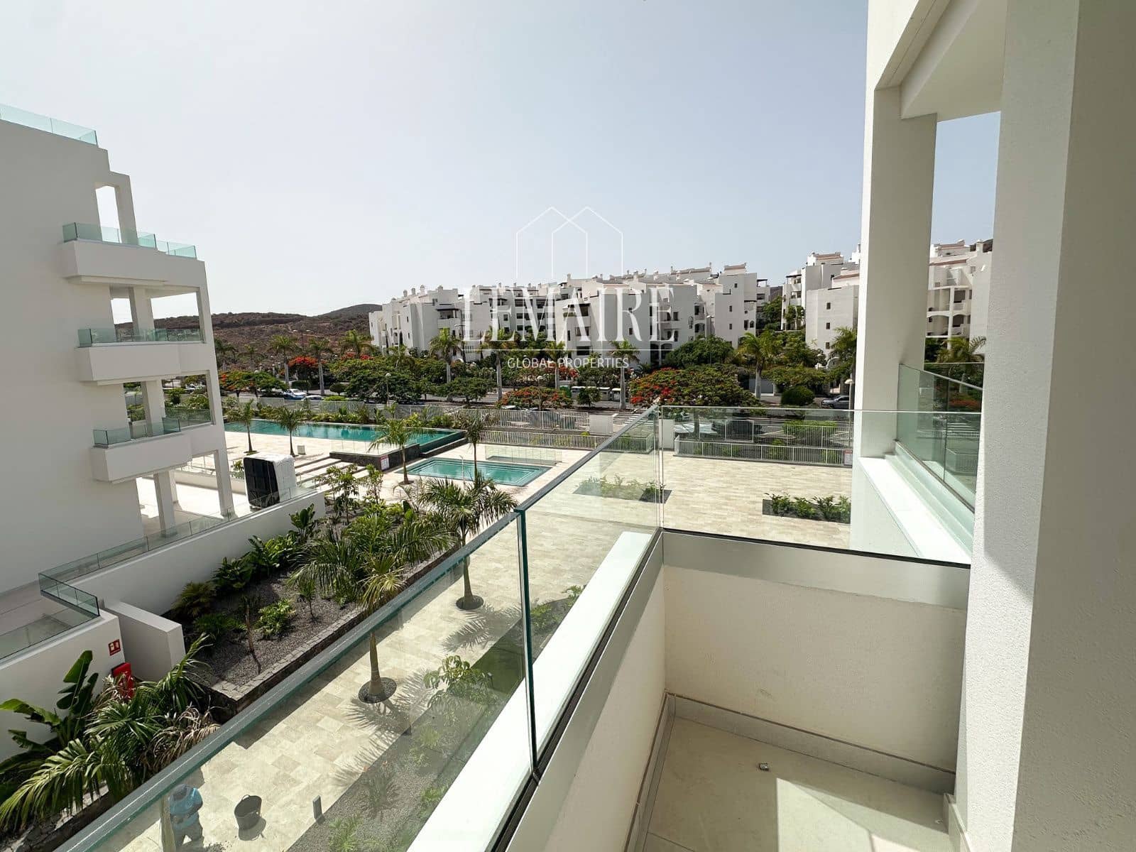 2 soveværelse Lejlighed til salg i Palm-Mar med swimmingpool garage - € 610.000 (Ref: 10103601)