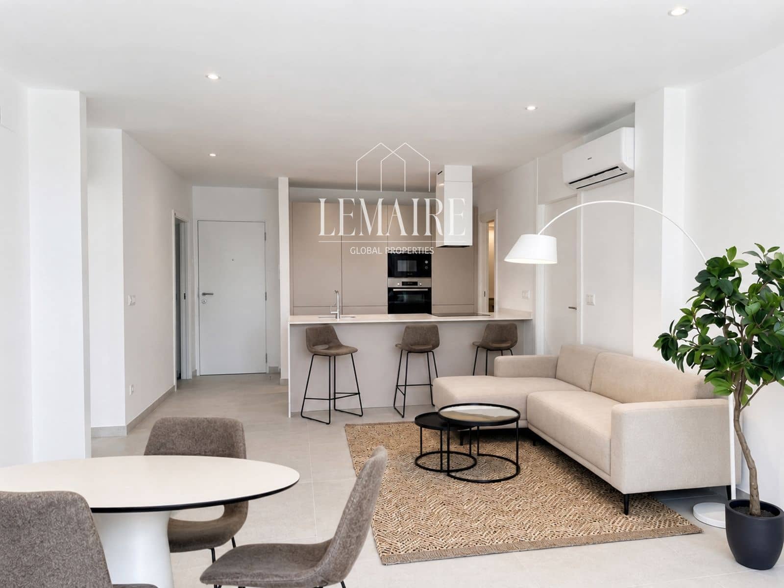 2 soveværelse Lejlighed til salg i Palm-Mar med swimmingpool garage - € 610.000 (Ref: 10103601)