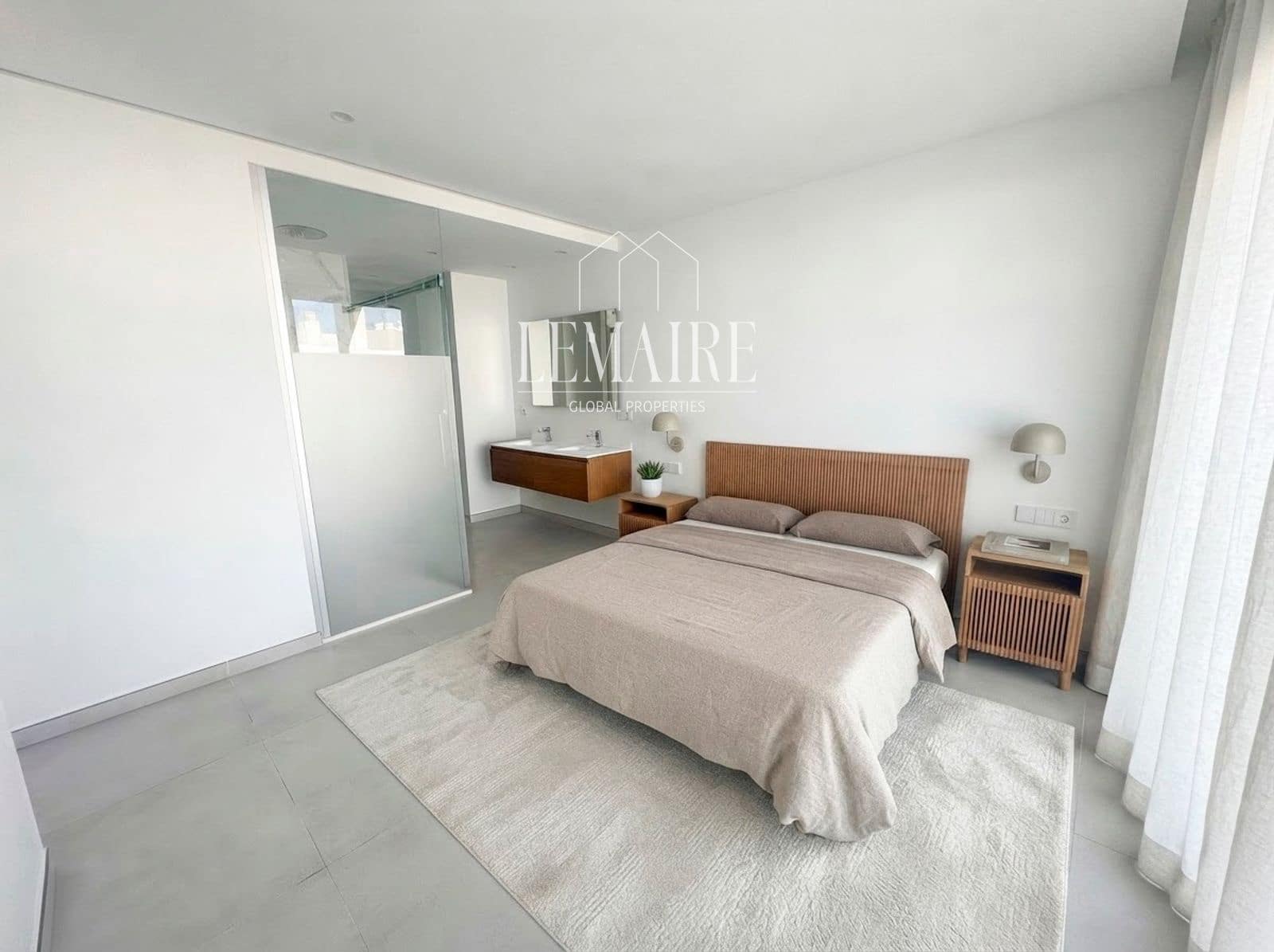 1 slaapkamer Flat te koop in Palm-Mar met zwembad garage - € 420.000 (Ref: 10103603)