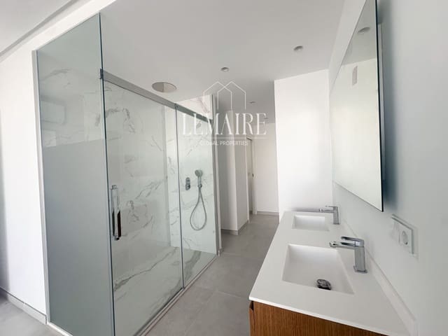 1 slaapkamer Flat te koop in Palm-Mar, Arona met zwembad garage - € 420.000 (Ref: 10103603)