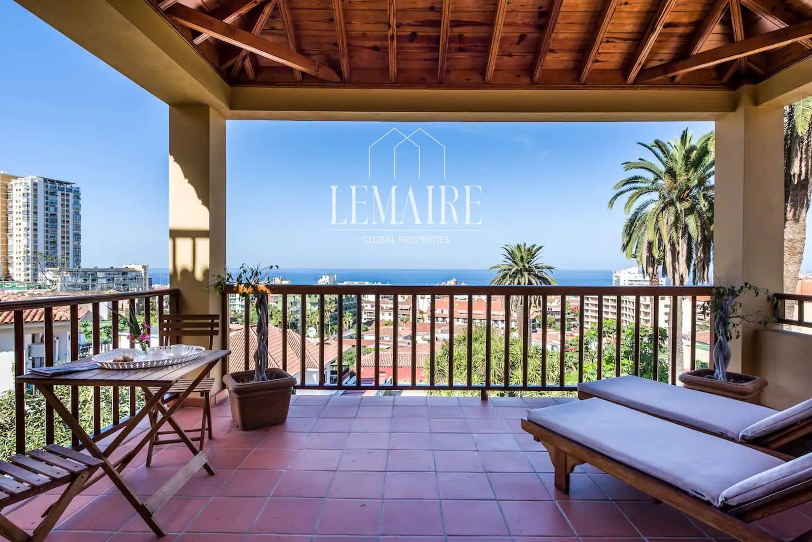 4 bedroom Villa for sale in Puerto de la Cruz with pool - € 2,000,000 (Ref: 10103605)