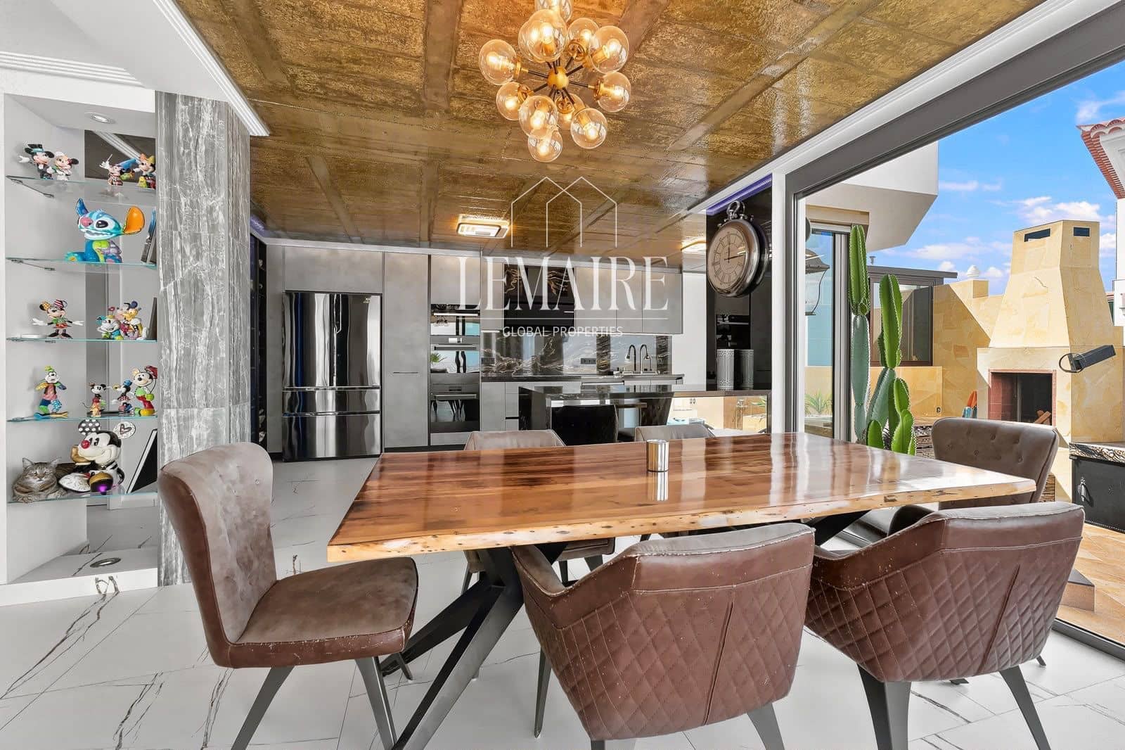 4 sovrum Villa till salu i Adeje med pool garage - 4 900 000 € (Ref: 10103606)