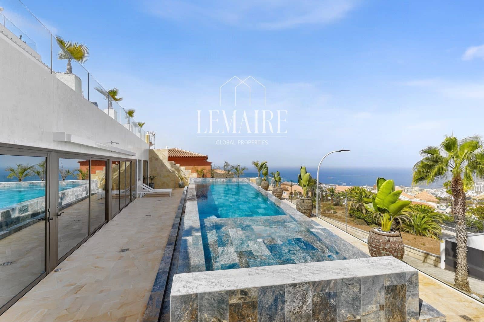 4 sovrum Villa till salu i Adeje med pool garage - 4 900 000 € (Ref: 10103606)