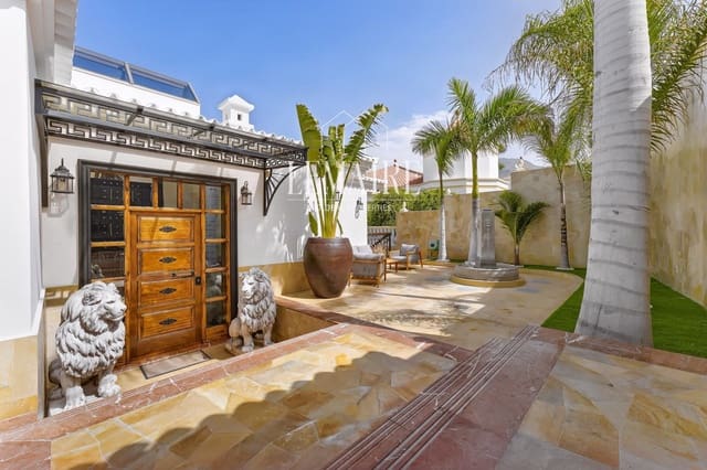 4 Zimmer Villa zu verkaufen in Adeje mit Pool Garage - 4.900.000 € (Ref: 10103606)