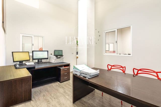 Gewerbe zu verkaufen in Los Cristianos, Arona - 190.000 € (Ref: 10103607)