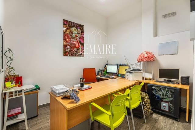 Gewerbe zu verkaufen in Los Cristianos, Arona - 190.000 € (Ref: 10103607)
