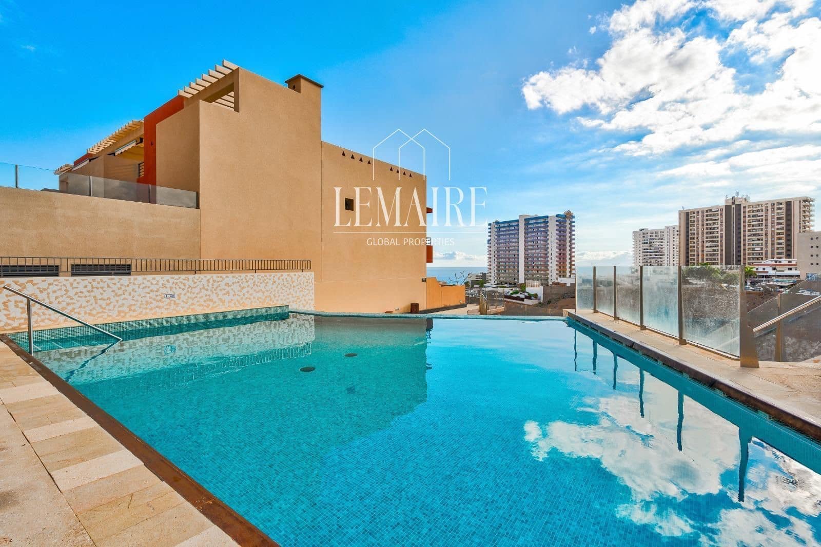 2 quarto Penthouse para venda em Playa Paraiso com piscina garagem - 379 000 € (Ref: 10103609)