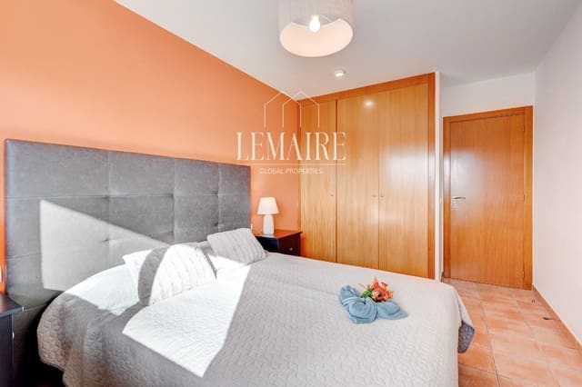 2 makuuhuone Kattohuoneisto myytävänä paikassa Playa Paraiso, Adeje mukana uima-altaan 
autotalli - 379 000 € (Ref: 10103609)