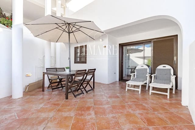 Piso de 3 habitaciones en Playa Paraiso, Adeje en venta con piscina garaje - 425.000 € (Ref: 10103611)
