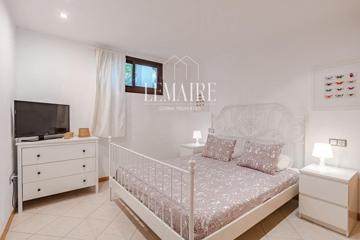 Piso de 3 habitaciones en Playa Paraiso en venta con piscina garaje - 425.000 € (Ref: 10103611)
