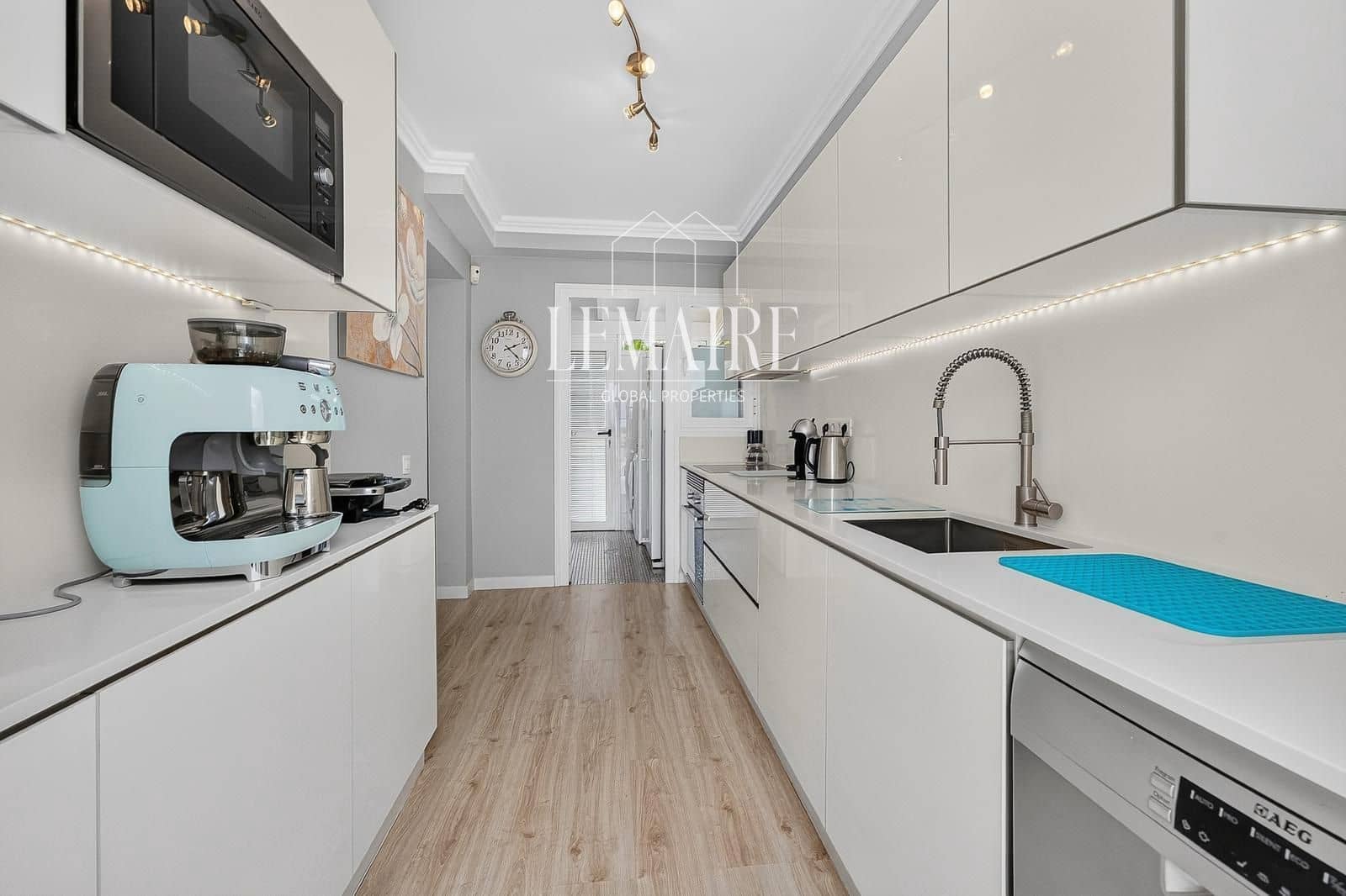 3 Zimmer Villa zu verkaufen in Costa Adeje mit Pool Garage - 1.050.000 € (Ref: 10103612)