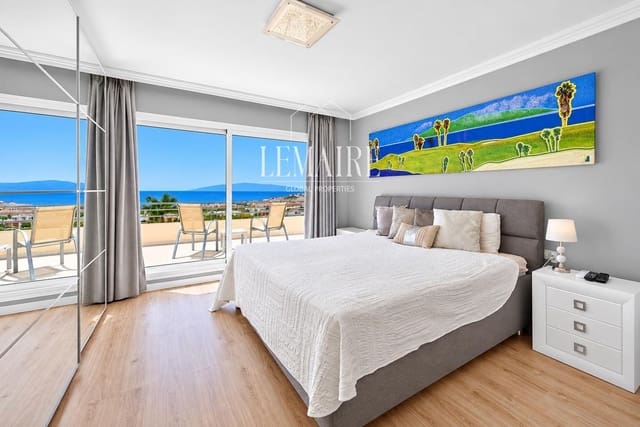 3 Zimmer Villa zu verkaufen in Playa de Fañabé Alto, Adeje mit Pool Garage - 1.050.000 € (Ref: 10103612)
