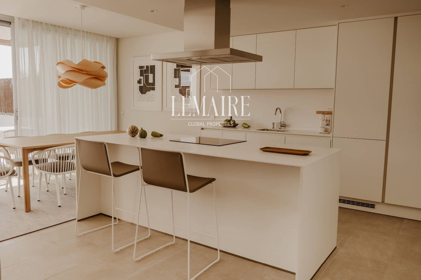 3 makuuhuone Asunto myytävänä paikassa Playa San Juan mukana uima-altaan 
autotalli - 1 550 000 € (Ref: 10103613)