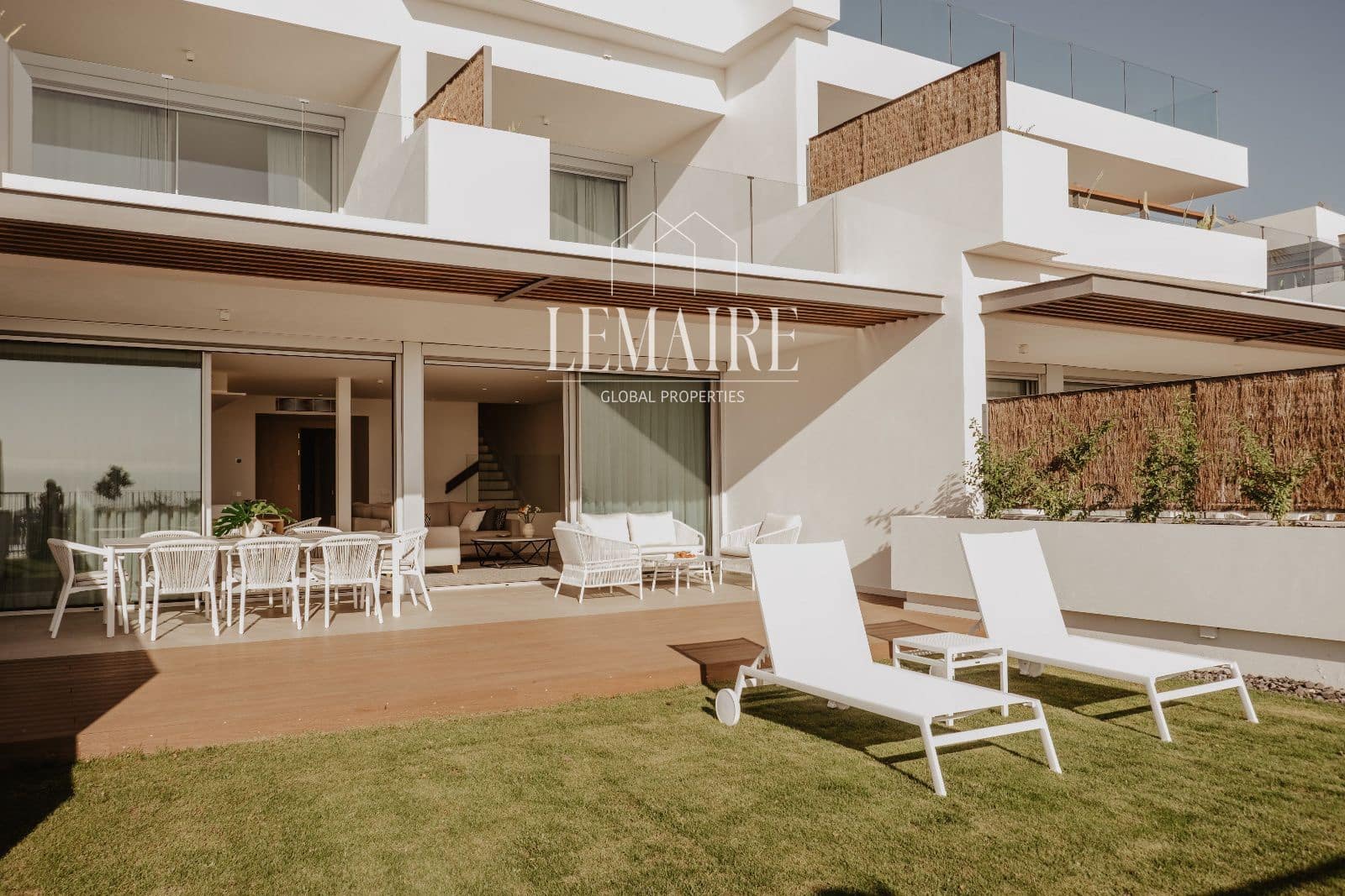 3 makuuhuone Asunto myytävänä paikassa Playa San Juan mukana uima-altaan 
autotalli - 1 550 000 € (Ref: 10103613)