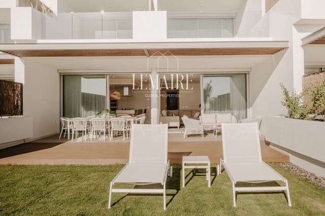 3 makuuhuone Asunto myytävänä paikassa Playa San Juan, Guía de Isora mukana uima-altaan 
autotalli - 1 550 000 € (Ref: 10103613)