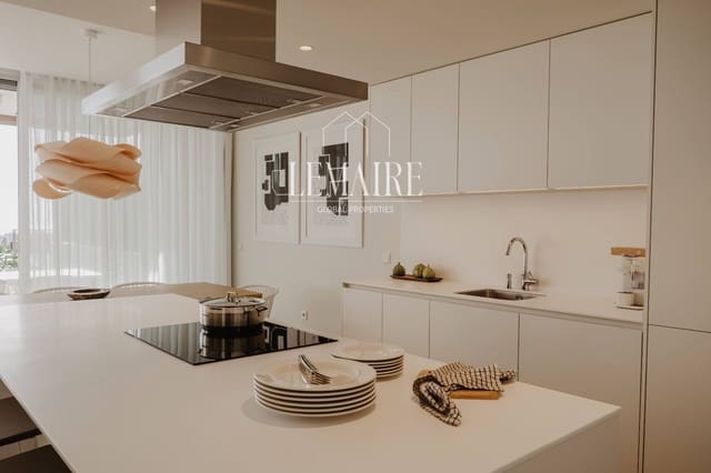 3 makuuhuone Asunto myytävänä paikassa Playa San Juan, Guía de Isora mukana uima-altaan 
autotalli - 1 550 000 € (Ref: 10103613)