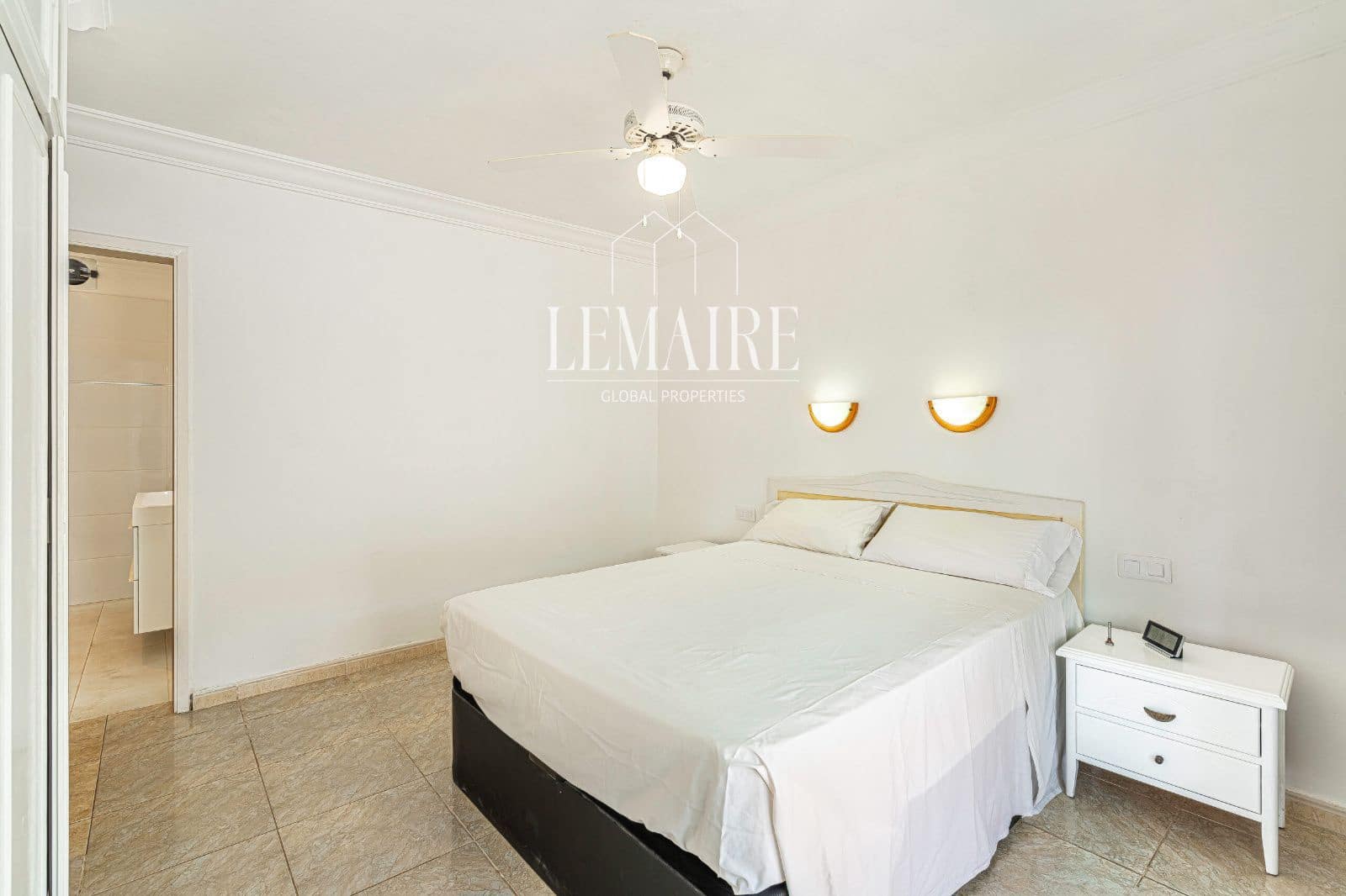 3 bedroom Villa for sale in Palm-Mar with pool - € 680,000 (Ref: 10163560)