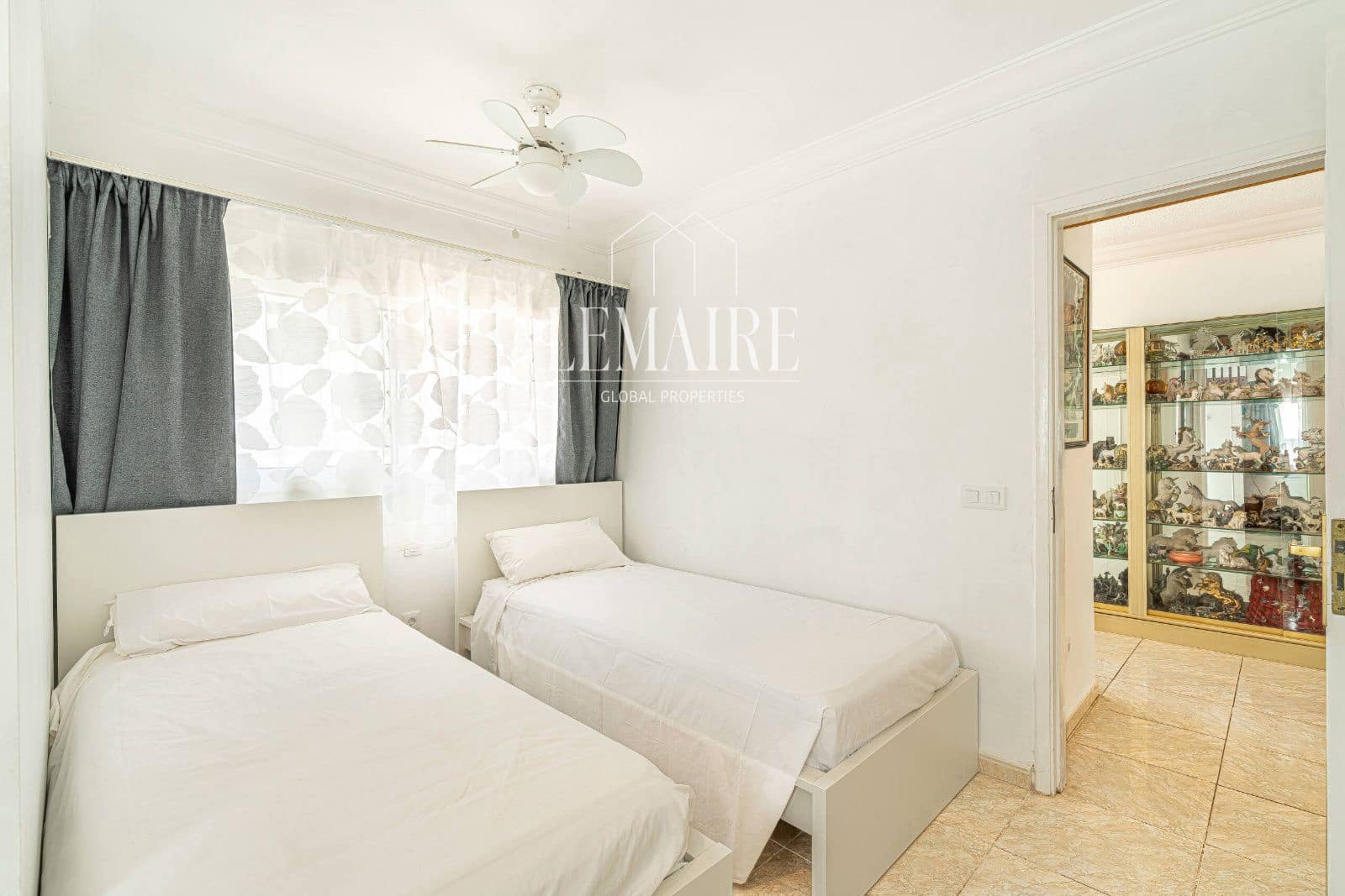 3 bedroom Villa for sale in Palm-Mar with pool - € 680,000 (Ref: 10163560)