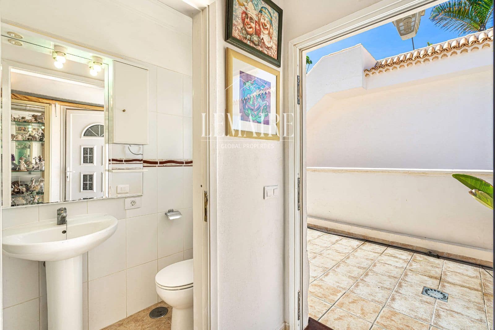3 bedroom Villa for sale in Palm-Mar with pool - € 680,000 (Ref: 10163560)